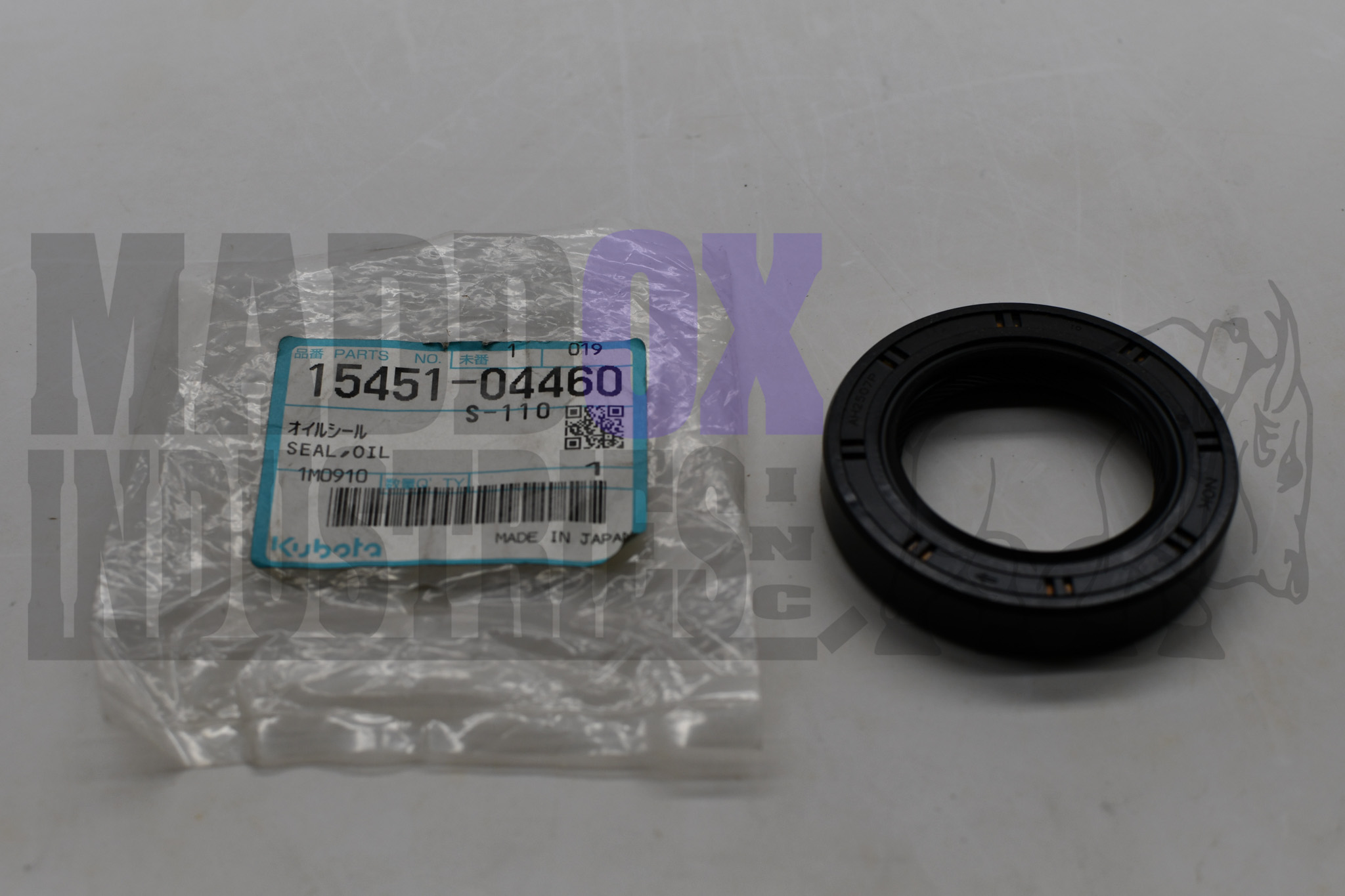 Kubota 15451-04460 Oil Seal